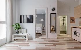 Lovely 2-Bed Flat In Tetuan By Sharingco.
